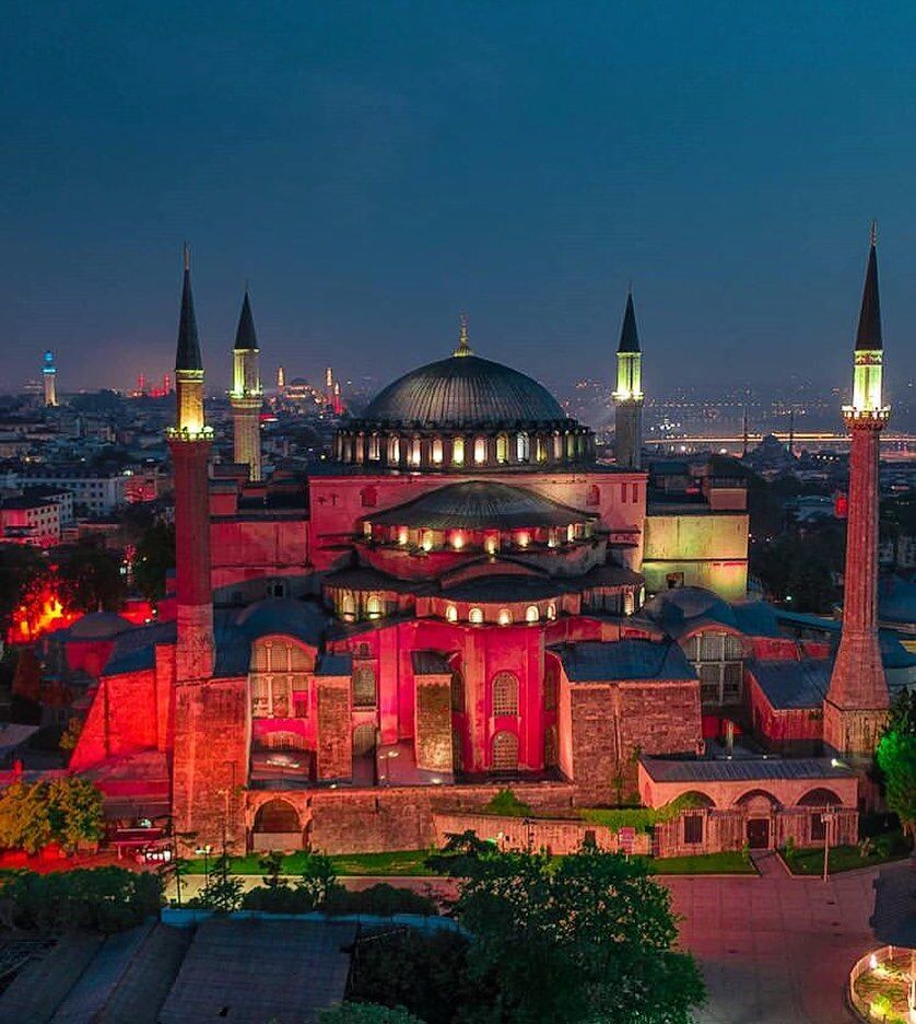 ISTAMBUL1676729193.jpg